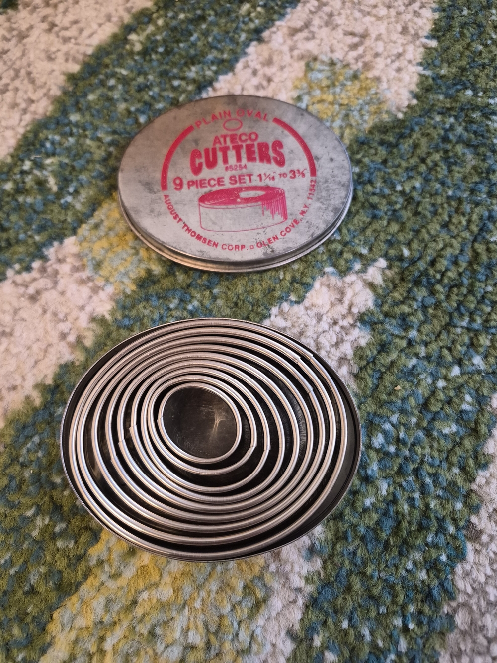 ATECO August Thomsen Corp # 5254 9 nested round biscuit cutters 1/16 to 3 3/8"